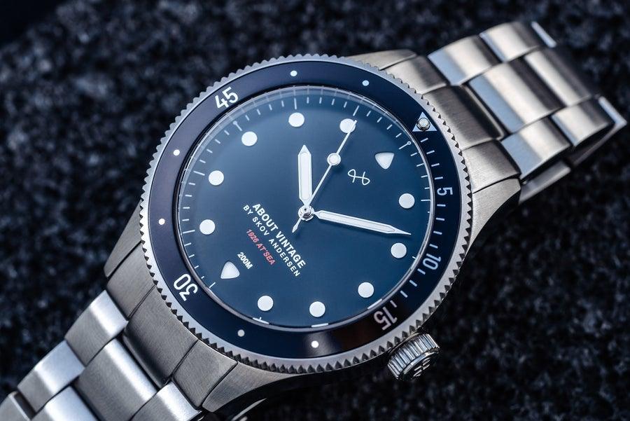 ABOUT VINTAGE 1926 At'sea ブルーサンレイ ABOUT VINTAGE - 1926 At'sea - steel - steel blue / 39,5 MM